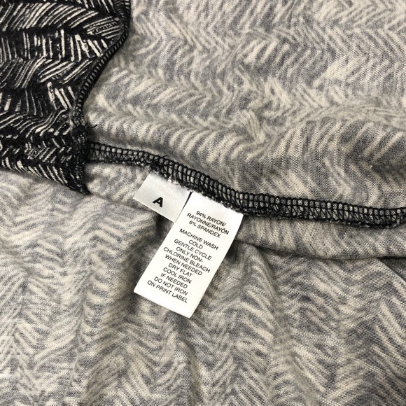 LOFT XSP Sleeveless Tank Top - Picture 4 of 4